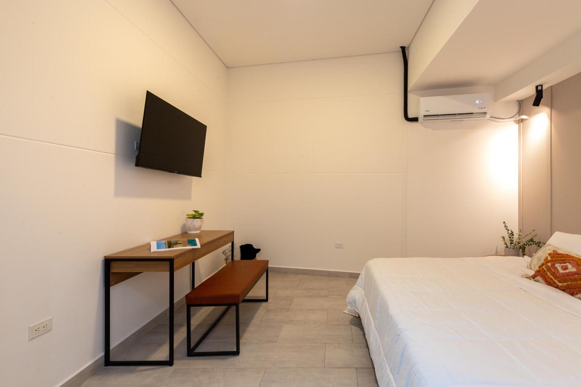 Private Flat In Medellin's Heart *